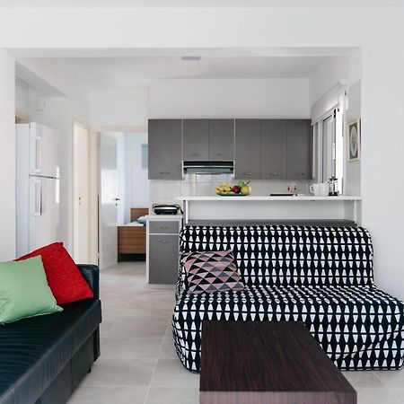 Seasunlove Apt. Apartment Larnaca Exterior photo
